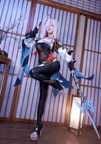 逆天至尊樱花动漫全集免费观看_720在线观看完整版