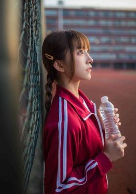 二女同志亚洲人狂欢的导演和主演_蓝光动漫免费观看