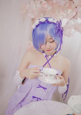 《露西妮》电影_高清完整版免费全集免费观看